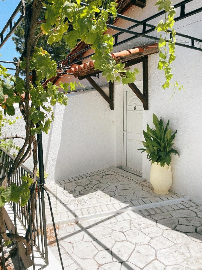 Villa Elpiniki Troulos Exterior photo